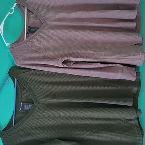 Lot of Two Chelsea & Theodore Sweaters